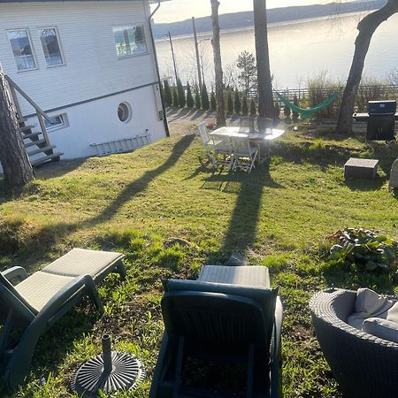 Nice Apartment With1 Bedroom Separate Living Room With A Sofa Bed And A Tiny Kitchen A Bathroom Located In Nordstrand Near By The Sea For 3 Guests With A Garden And Grill 5 Extra Guests With Extra Cost In The Cabin With Sea View Just Outside The Apar Oslo Exterior foto