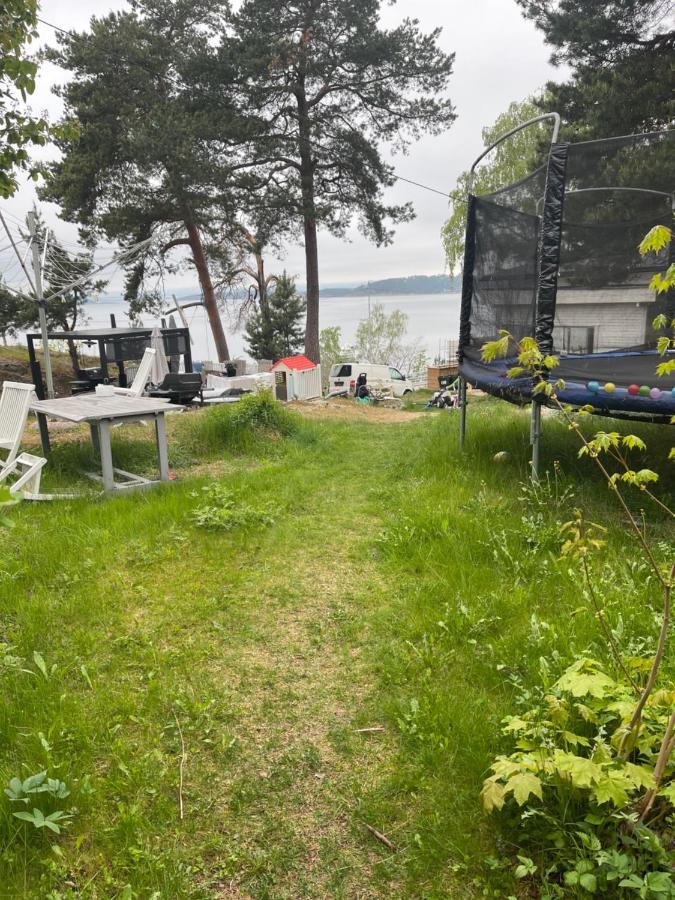 Nice Apartment With1 Bedroom Separate Living Room With A Sofa Bed And A Tiny Kitchen A Bathroom Located In Nordstrand Near By The Sea For 3 Guests With A Garden And Grill 5 Extra Guests With Extra Cost In The Cabin With Sea View Just Outside The Apar Oslo Exterior foto